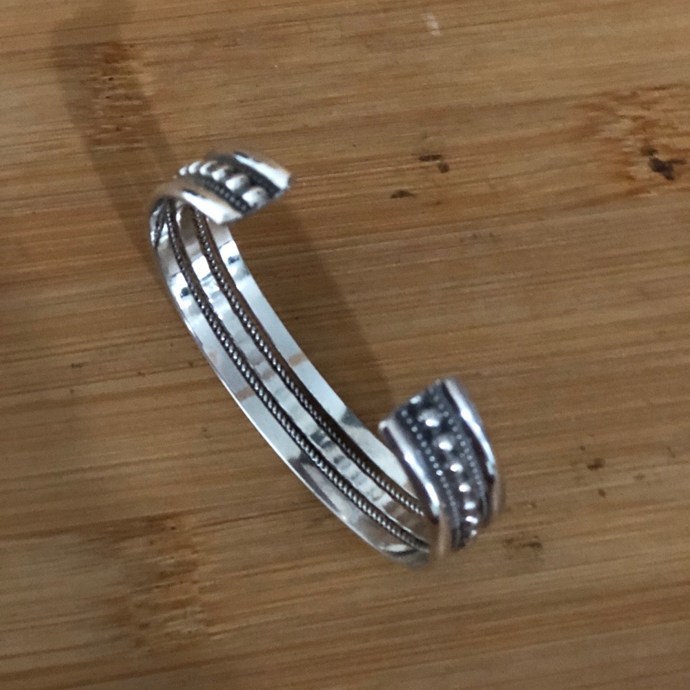 $102 Signed Southwest Designer Cuff Sterling Silver Marked Sterling T - Picture 8 of 10